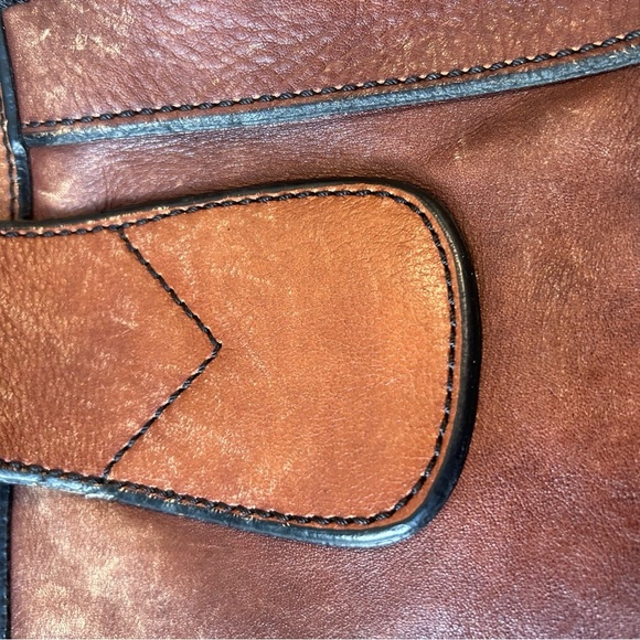 Fossil vintage larger purse in great vintage condition- definite wear, vintage - Picture 7 of 15